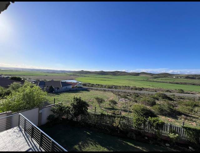 3 BEDROOM HOUSE FOR SALE IN REEBOK